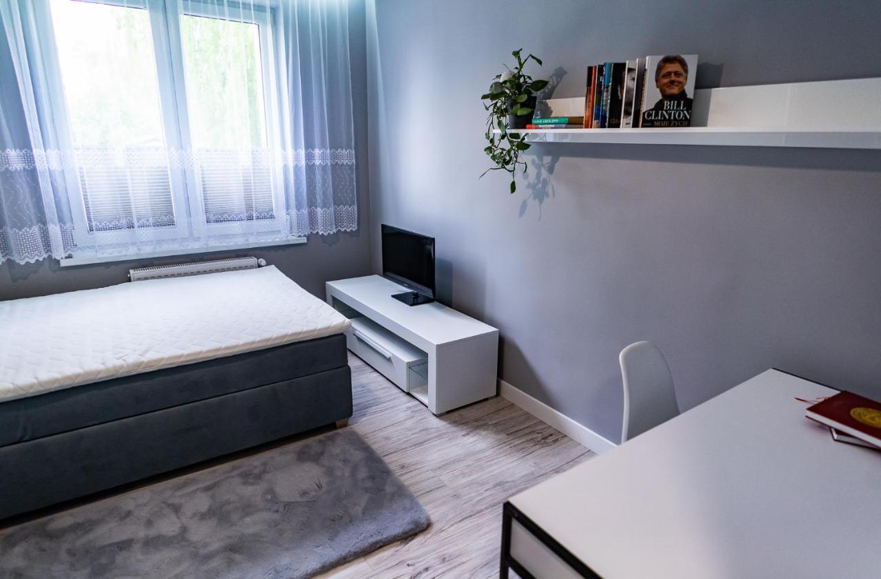 ビエルスコ・ビアバApartament Przy Bystrzanskiejアパートメント エクステリア 写真
