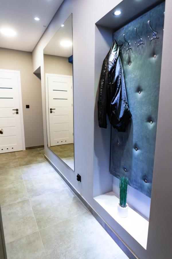 ビエルスコ・ビアバApartament Przy Bystrzanskiejアパートメント エクステリア 写真