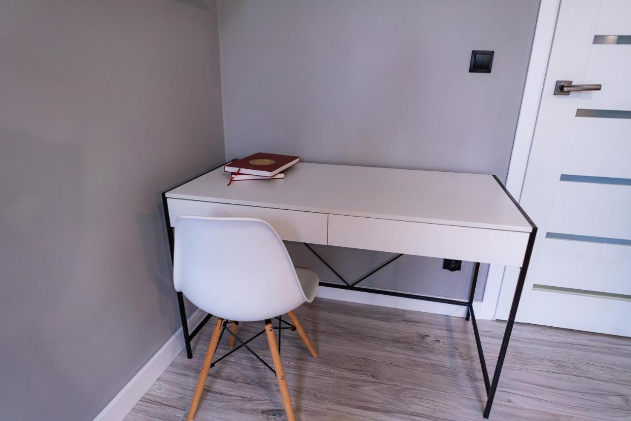 ビエルスコ・ビアバApartament Przy Bystrzanskiejアパートメント エクステリア 写真